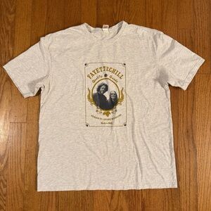 Fayettechill Women’s Grey T-Shirt Size XL